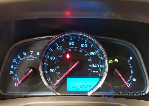 2013 Toyota Rav4 Limited z USA, uszkodzony, nr VIN 2T3DFREV2DW065877